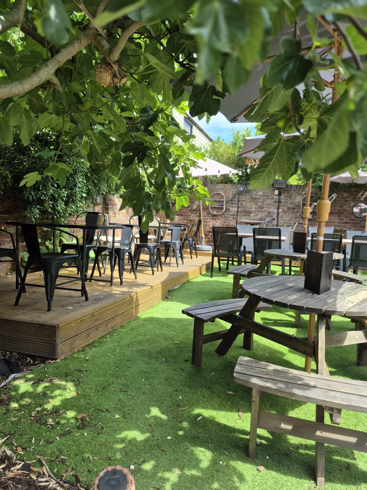 Epsom beer garden — alfresco dining